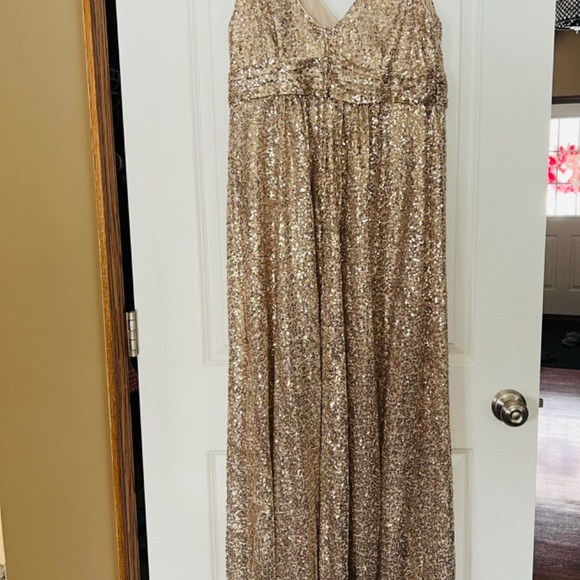Gold Sequin Dress size 16 New with tags - Picture 2 of 3